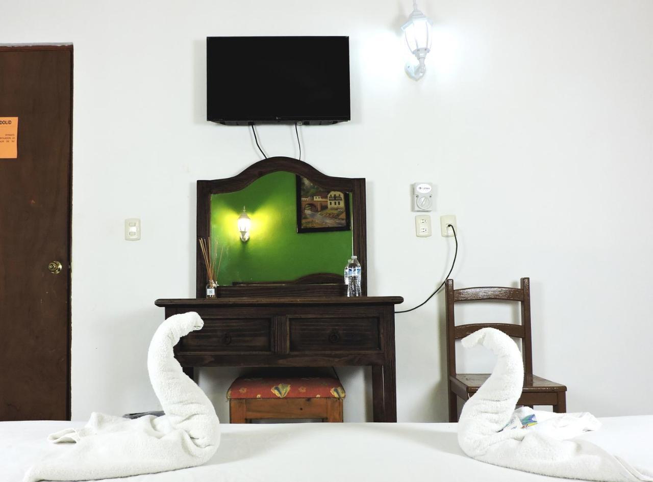 Hotel Valladolid Eksteriør bilde